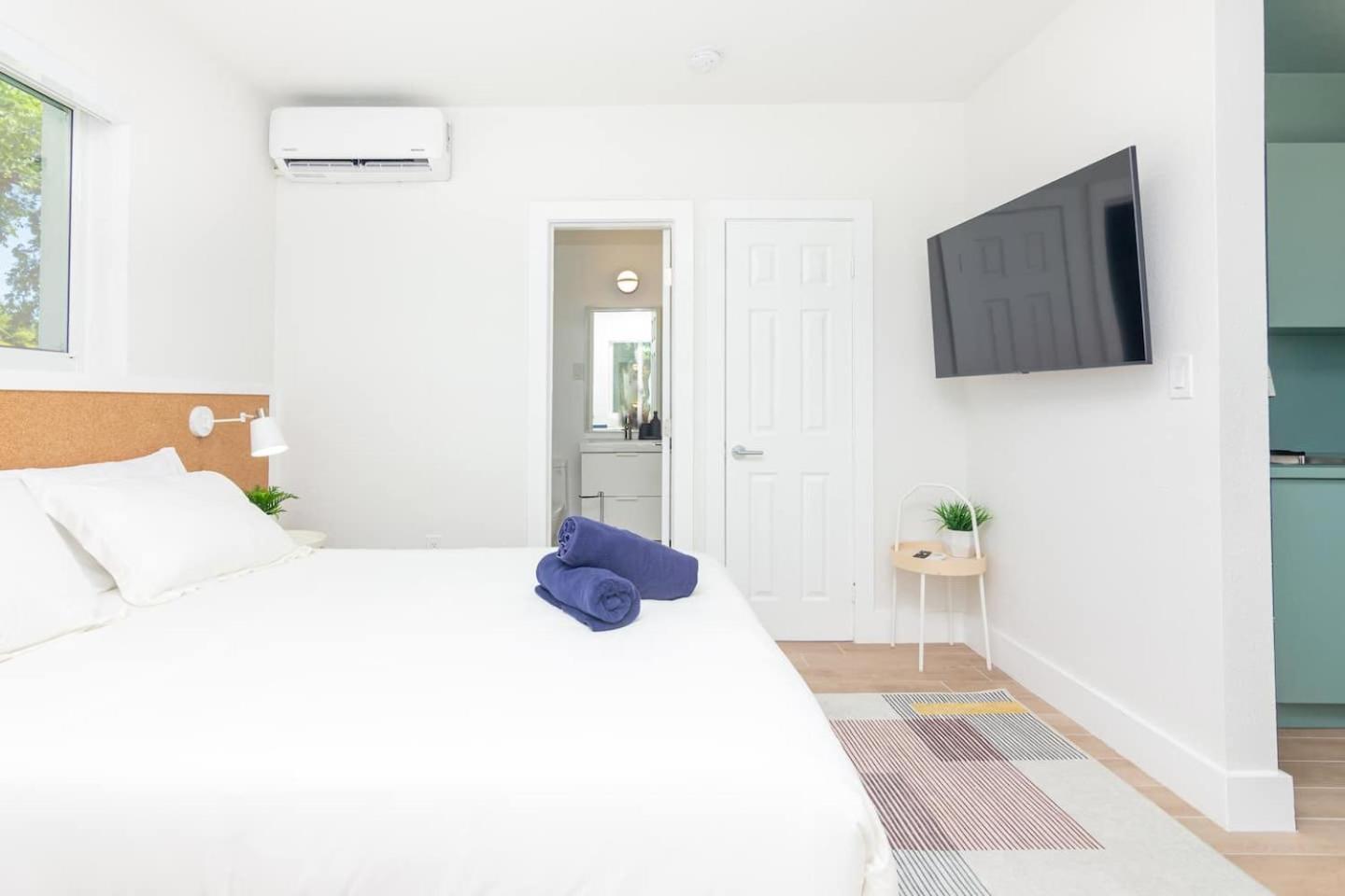 Newly Renovated Stylish Studio In El Portal #2 Miami Exteriér fotografie