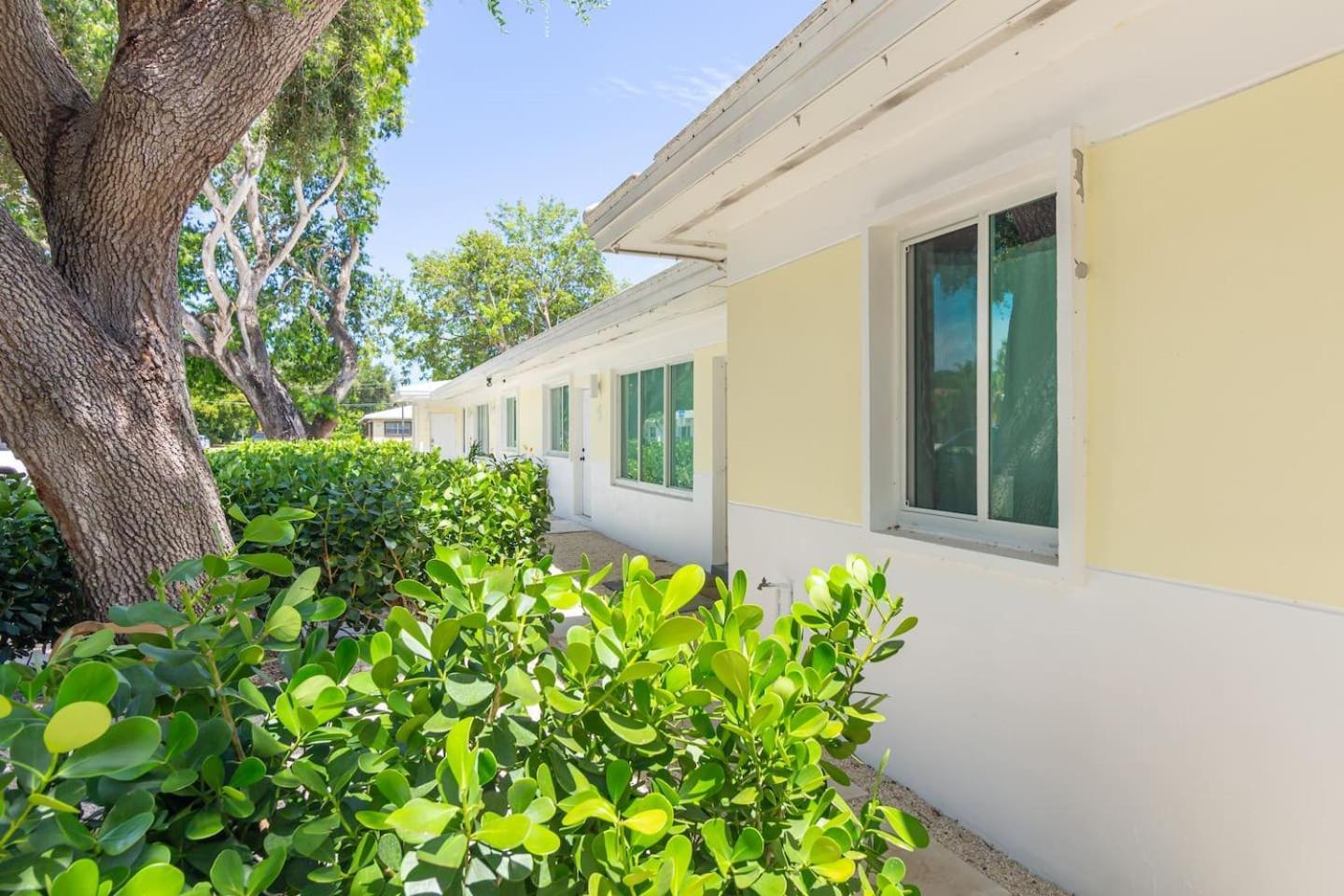 Newly Renovated Stylish Studio In El Portal #2 Miami Exteriér fotografie